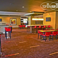 Courtyard by Marriott Louisville Downtown