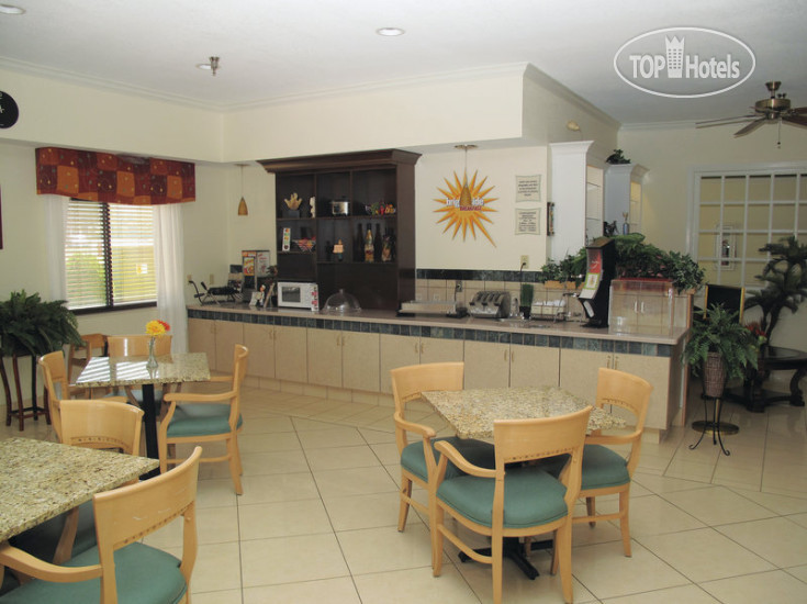 New photos from tourists La Quinta Inn & Suites Elizabethtown 2*