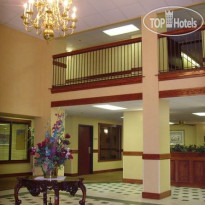 Holiday Inn Express Hotel & Suites Bentonville