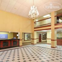 Holiday Inn Express Hotel & Suites Bentonville