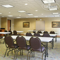 Wingate by Wyndham Bentonville AR 