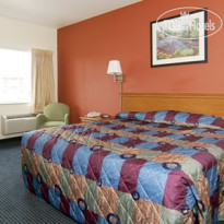 Econo Lodge Inn & Suites North Little Rock