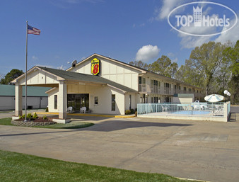 Фотографии отеля  Super 8 Clarksville 2*