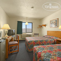 Super 8 Mountain Home 