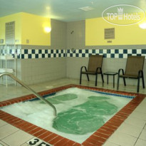 Comfort Inn & Suites Fayetteville 