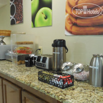 Pine Bluff Inn & Suites