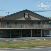 Bay Road Inn 