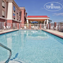 Holiday Inn Express Hotel & Suites Forest