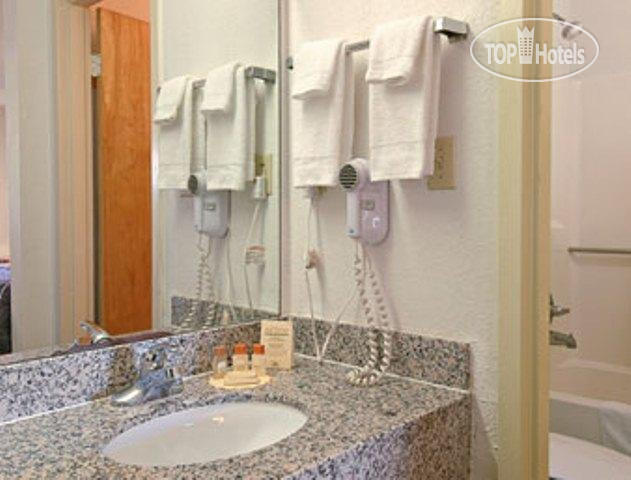 New photos from tourists Days Inn Hernando 2*