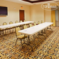 Holiday Inn Express Hotel & Suites Oklahoma City West-Yukon Комната переговоров
