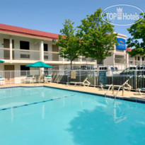 Baymont Inn & Suites Oklahoma City S 