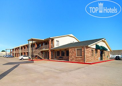 Hotelier's photos Rodeway Inn & Suites Oklahoma City 2*