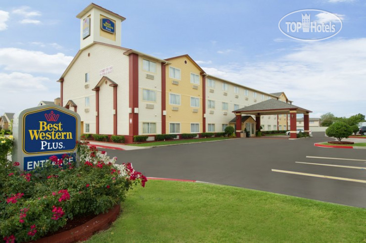 Hotelier's photos Best Western Plus Greentree Inn & Suites 2*