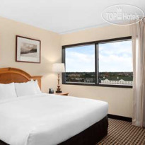 Hilton Chicago Oak Brook Suites