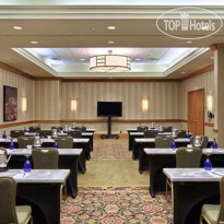 Hilton Chicago Oak Brook Suites