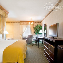 Holiday Inn Express Hotel & Suites Chicago-Libertyville