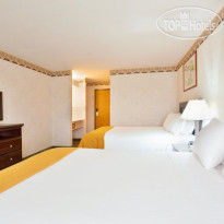 Holiday Inn Express Hotel & Suites Chicago-Libertyville