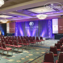 DoubleTree Suites by Hilton Hotel & Conference Center Chicago-Downers Grove