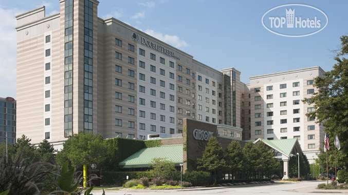 Hotelier's photos DoubleTree by Hilton Hotel Chicago O'Hare Airport - Rosemont 4*