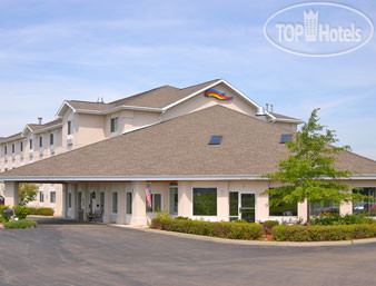 Hotelier's photos Baymont Inn & Suites Freeport 2*