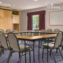 Baymont Inn & Suites Freeport 