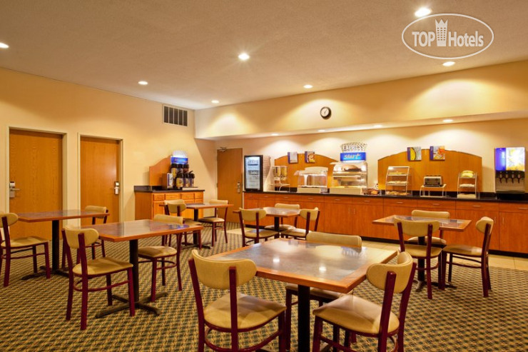 New photos from tourists Holiday Inn Express Hotel & Suites Troy 2*