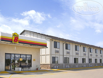 Hotelier's photos Super 8 Macomb 2*