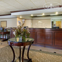 Baymont Inn & Suites Bloomington 