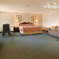 Ramada Vandalia Suite