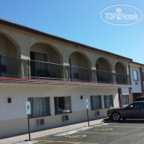 Americas Best Inn & Suites Urbana 