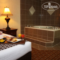 Crowne Plaza Chicago-Northbrook