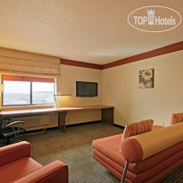 La Quinta Inn & Suites Chicago Tinley Park