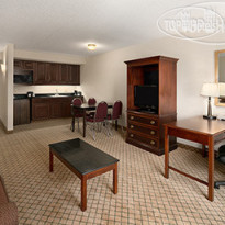 Days Inn and Suites Omaha 