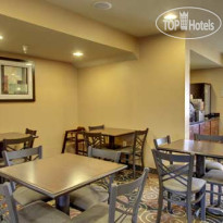 Cobblestone Inn & Suites - Hartington Столовая