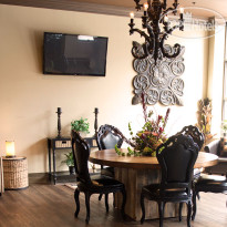 Chestnut Hotel