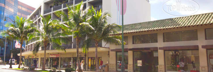 Hotelier's photos Polynesian Plaza 2*