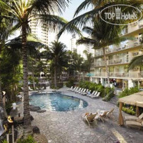 Courtyard by Marriott Waikiki Beach