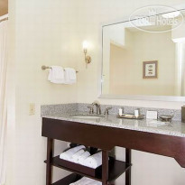 Plantation Hale Suites  