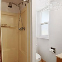 Days Inn Maui Oceanfront Inn 