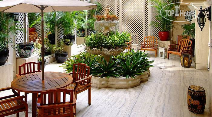 Hotel photo Aston Waikiki Beachside 2*
