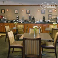 Comfort Inn & Suites Airport Dulles-Gateway 