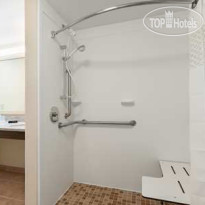 Hampton Inn & Suites Newport News (Oyster Point) 