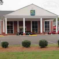 Quality Inn & Suites Williamsburg North, Premium Outlets 