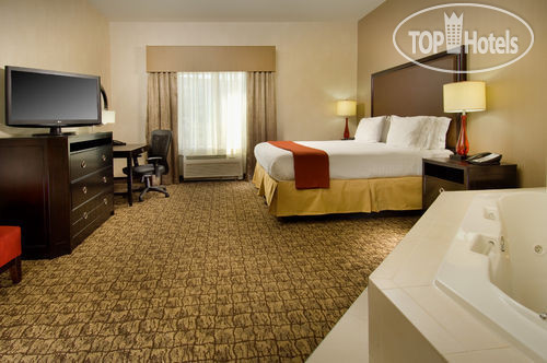 New photos from tourists Holiday Inn Express & Suites Alexandria-Fort Belvoir 2*