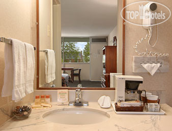 New photos from tourists Days Inn Arlington Pentagon 2*