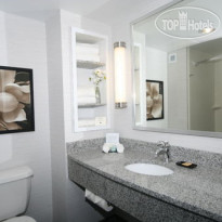Holiday Inn Hotel & Suites Williamsburg-Historic Gateway