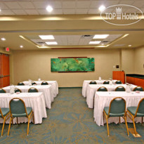 Holiday Inn Hotel & Suites Williamsburg-Historic Gateway