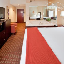 Holiday Inn Express Covington 