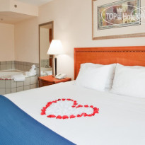 Holiday Inn Express Hotel & Suites Richmond-Brandermill-Hull St 