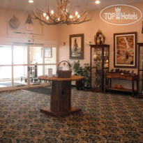 Best Western Plus Crossroads Inn & Suites 